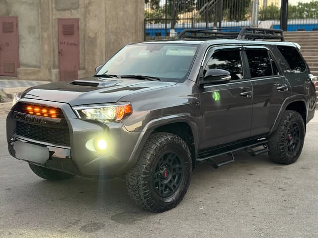 Продается Toyota 4Runner