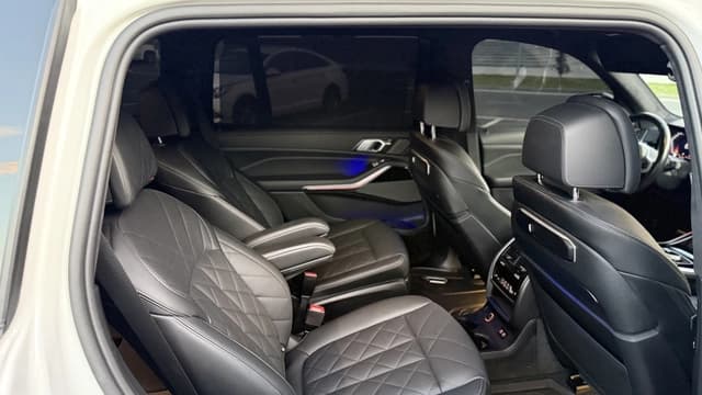 Продам BMW X7 2023 в отличном состоянии